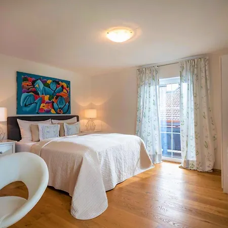 Schott * Kirchberg in Tirol