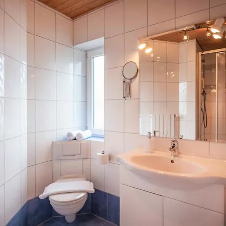 Schott Apartman